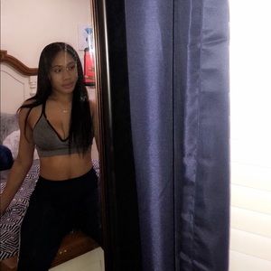 Meet your Posher, Aja